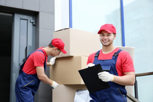 Man and van removals support for a flat move in Elephant and Castle