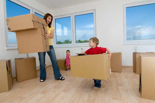 Removal van service helping with a flat move in Elephant and Castle
