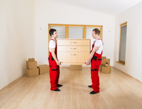 Local removal service planning a move around Elephant and Castle streets